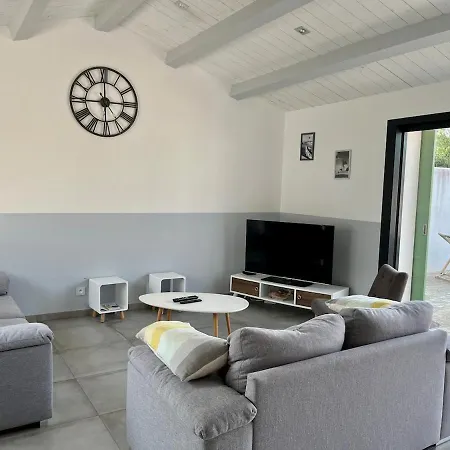 Avec Piscine Chauffee, A 5mn De La Holiday home *
