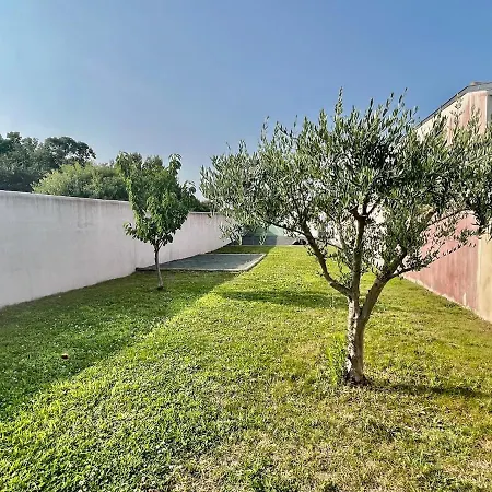 Nyaraló Avec Piscine Chauffee, A 5mn De La *