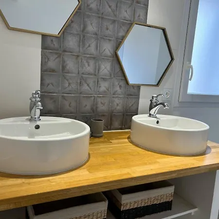 Avec Piscine Chauffee, A 5mn De La * Sainte-Marie-de-Ré